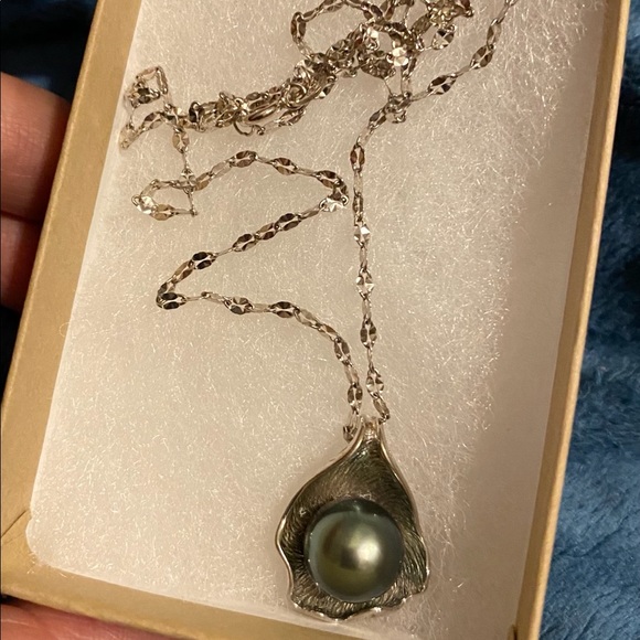 Sterling Silver Tahitian Pearl Necklace - Picture 2 of 5